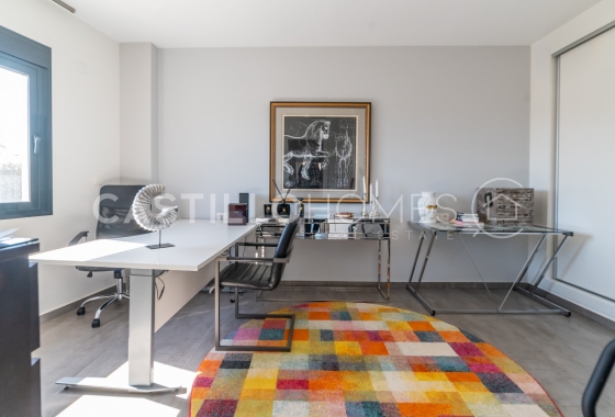 Herverkoop - Villa - Torrevieja - Urb. Rosaleda