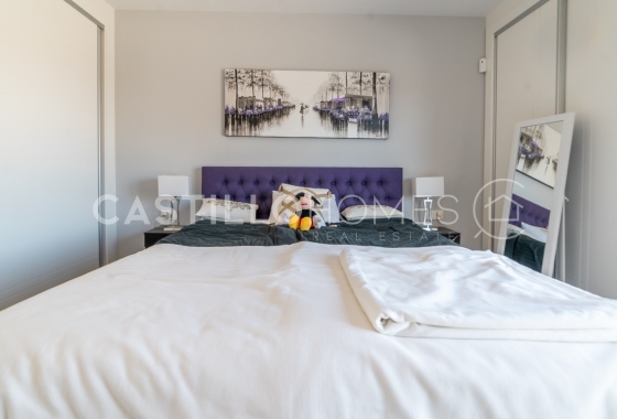 Herverkoop - Villa - Torrevieja - Urb. Rosaleda