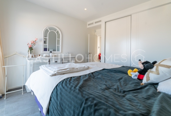 Herverkoop - Villa - Torrevieja - Urb. Rosaleda