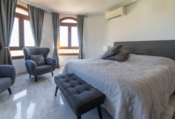 Resale - Villa - San Miguel de Salinas