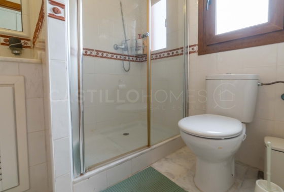 Resale - Villa - San Miguel de Salinas