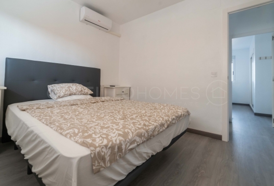 Wiederverkauf - Wohnung - Orihuela Costa - Punta Prima