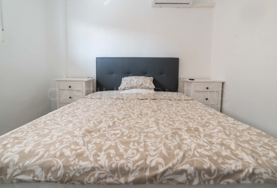 Wiederverkauf - Wohnung - Orihuela Costa - Punta Prima