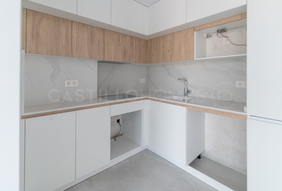 Herverkoop - Appartement / flat - Torrevieja - Centro