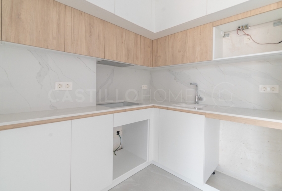 Herverkoop - Appartement / flat - Torrevieja - Centro