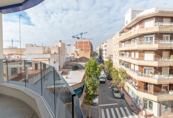 Herverkoop - Appartement / flat - Torrevieja - Centro