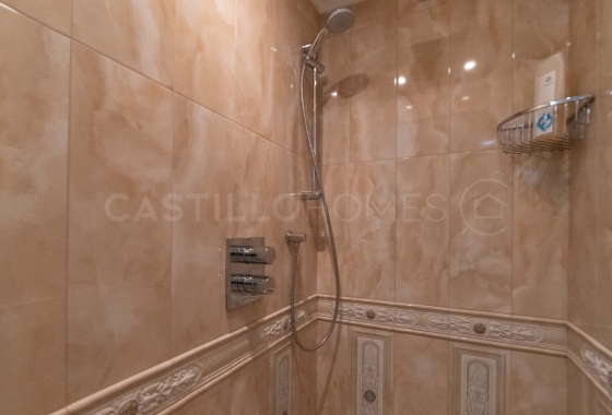 Wiederverkauf - Villa - Torrevieja - La Mata