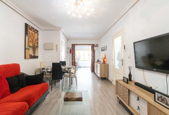 Herverkoop - Appartement / flat - Torrevieja - El Acequión - Los Náufragos