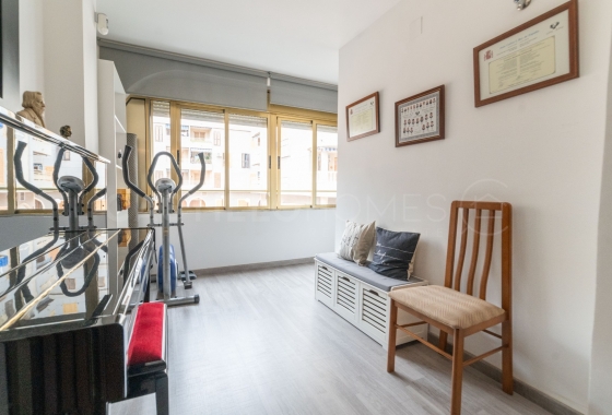 Herverkoop - Appartement / flat - Torrevieja - El Acequión - Los Náufragos