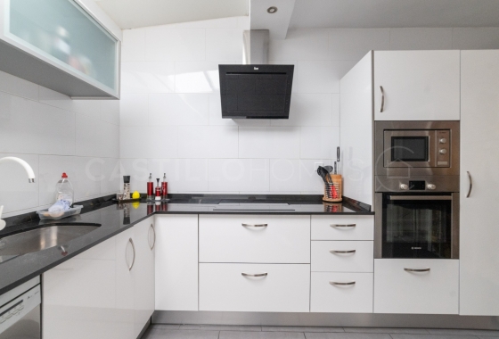 Herverkoop - Appartement / flat - Torrevieja - El Acequión - Los Náufragos