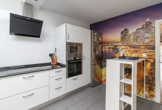 Herverkoop - Appartement / flat - Torrevieja - El Acequión - Los Náufragos