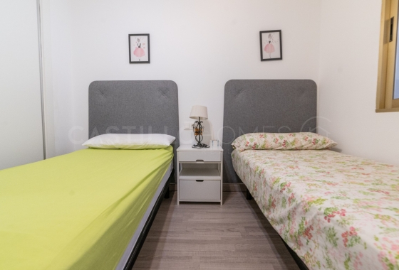 Herverkoop - Appartement / flat - Torrevieja - El Acequión - Los Náufragos