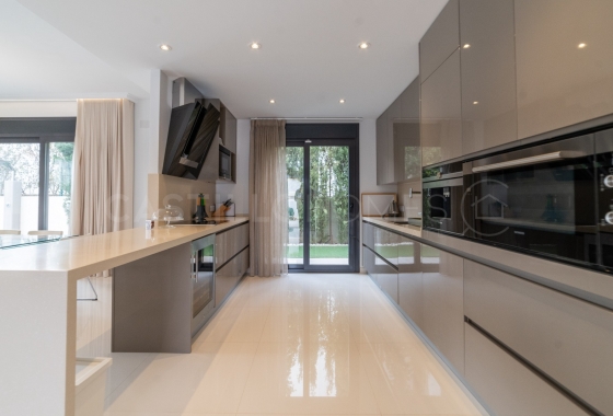 Herverkoop - Villa - Orihuela Costa - Campoamor