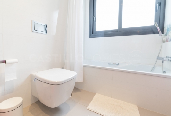 Herverkoop - Villa - Orihuela Costa - Campoamor