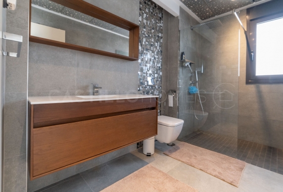 Herverkoop - Villa - Orihuela Costa - Campoamor