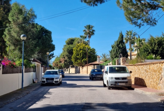 Wiederverkauf - Villa - Orihuela Costa - Punta Prima