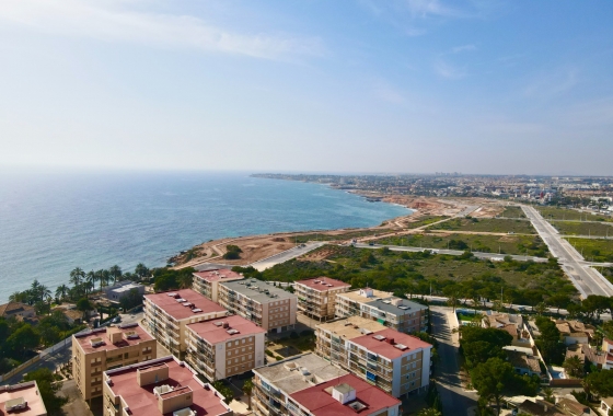 Wiederverkauf - Villa - Orihuela Costa - Punta Prima