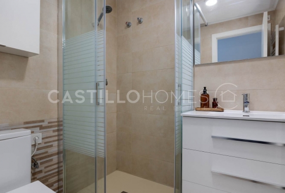 Herverkoop - Appartement / flat - Torrevieja - Playa de los Locos