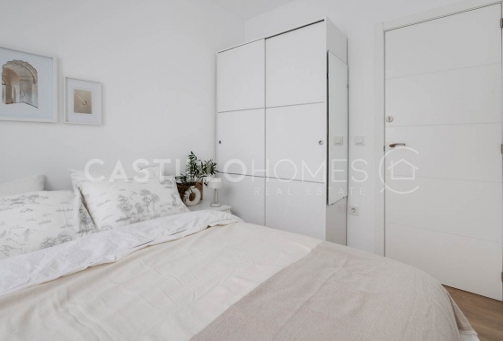 Herverkoop - Appartement / flat - Torrevieja - Playa de los Locos