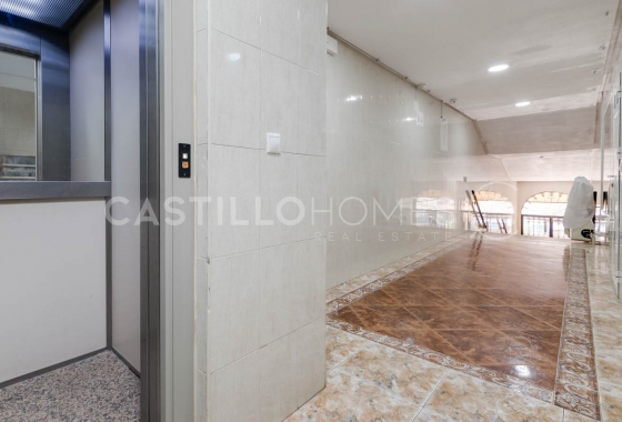 Herverkoop - Appartement / flat - Torrevieja - Playa de los Locos