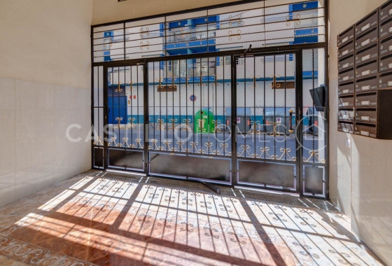 Herverkoop - Appartement / flat - Torrevieja - Playa de los Locos