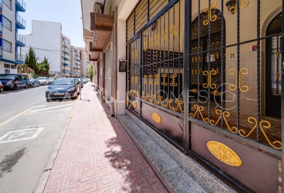 Herverkoop - Appartement / flat - Torrevieja - Playa de los Locos