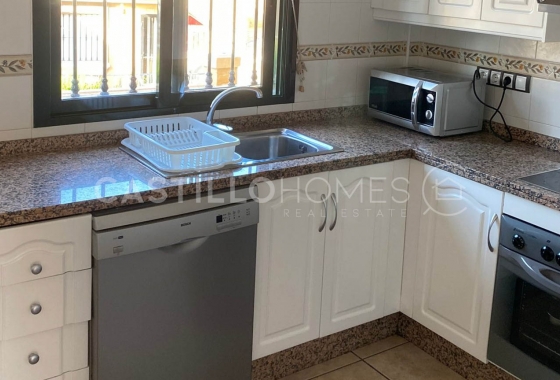 Herverkoop - Villa - Orihuela Costa - Villamartín