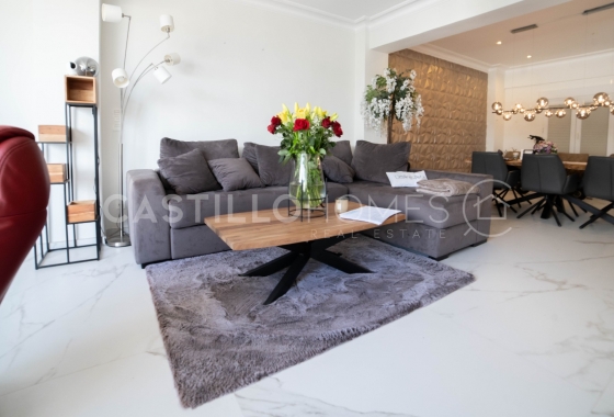 Herverkoop - Appartement / flat - Torrevieja - Centro