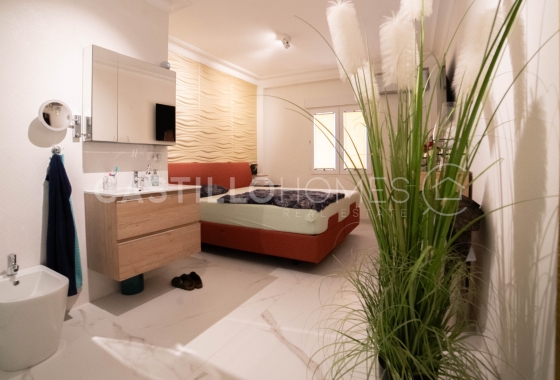 Herverkoop - Appartement / flat - Torrevieja - Centro