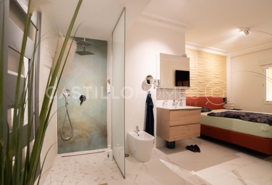 Herverkoop - Appartement / flat - Torrevieja - Centro