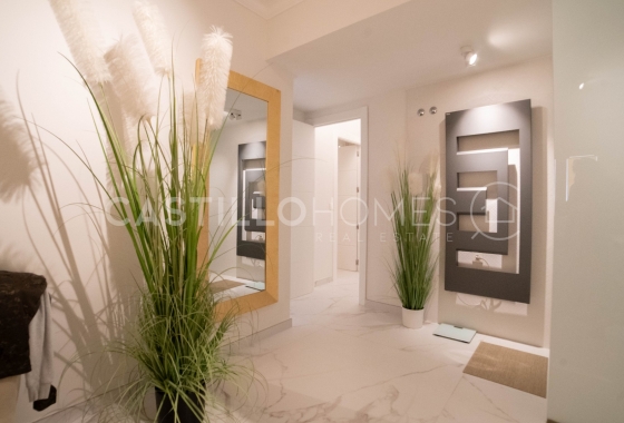 Herverkoop - Appartement / flat - Torrevieja - Centro