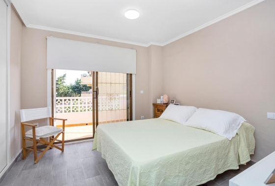 Herverkoop - Herenhuis - Torrevieja - Aguas Nuevas 1