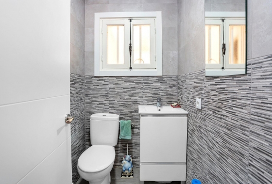 Herverkoop - Herenhuis - Torrevieja - Aguas Nuevas 1