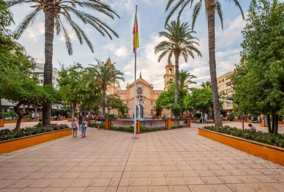 Herverkoop - Herenhuis - Torrevieja - Aguas Nuevas 1