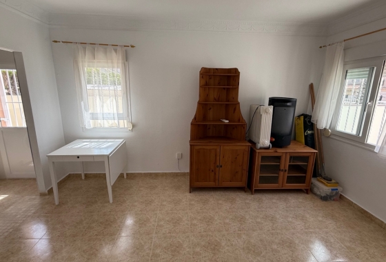 Resale - Villa - Torrevieja - Costa Blanca