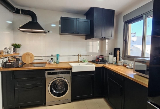 Reventa - Apartamento / piso - Torrevieja - Estacion De Autobuses