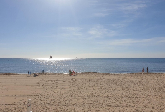 Reventa - Apartamento / piso - Torrevieja - Estacion De Autobuses