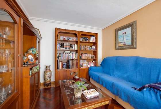 Wiederverkauf - Villa - Torrevieja - aguas nuevas