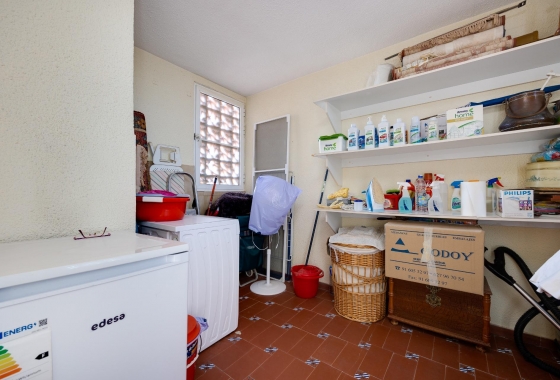 Wiederverkauf - Villa - Torrevieja - aguas nuevas