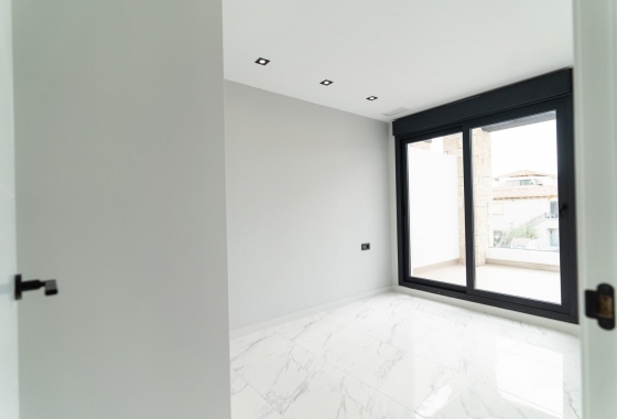 Neue Gebäude - Villa - Orihuela Costa - Punta Prima