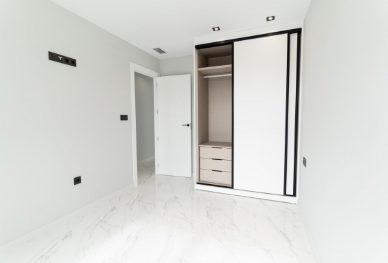 Neue Gebäude - Villa - Orihuela Costa - Punta Prima