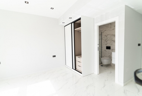 Neue Gebäude - Villa - Orihuela Costa - Punta Prima