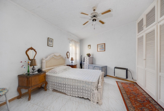 Wiederverkauf - Villa - Torrevieja - aguas nuevas