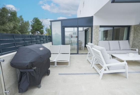 Resale - Villa - Dolores