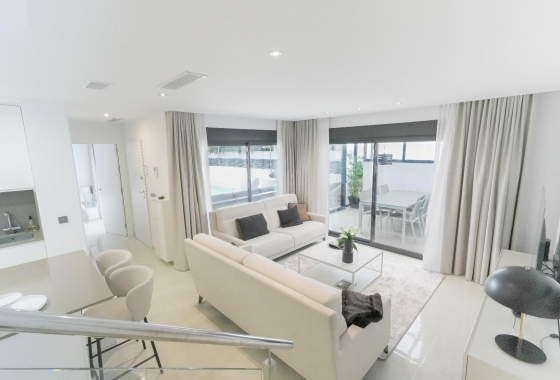 Resale - Villa - Dolores