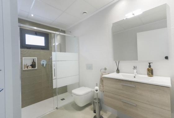 Resale - Villa - Dolores