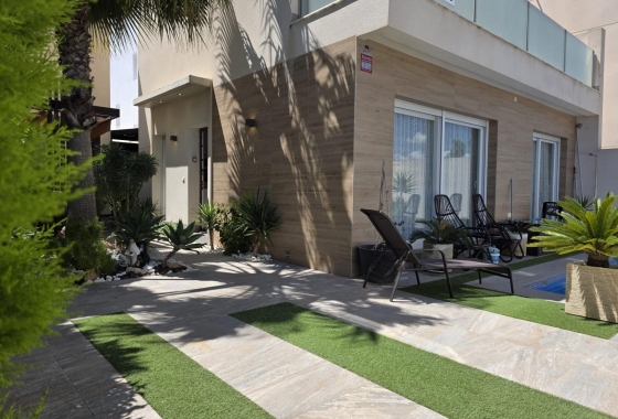 Herverkoop - Villa - Pilar de la Horadada - Zona Pueblo