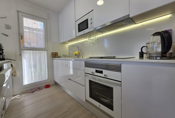 Herverkoop - Villa - Pilar de la Horadada - Zona Pueblo