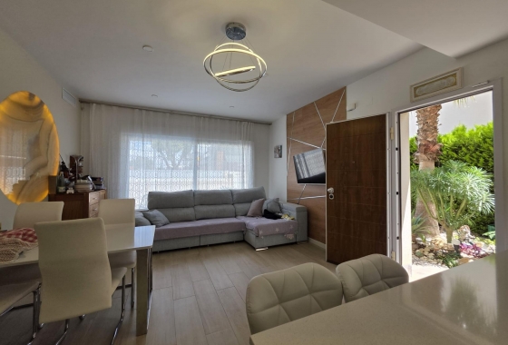 Herverkoop - Villa - Pilar de la Horadada - Zona Pueblo