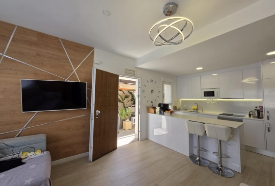 Herverkoop - Villa - Pilar de la Horadada - Zona Pueblo